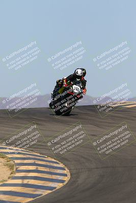 media/Apr-15-2022-Apex Assassins (Fri) [[9fb2e50610]]/Trackday Level 1/Session 2/Turns 9 and 10/